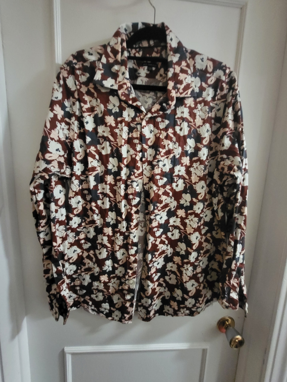 RW&CO. Floral Slim-Fit Shirt in Rust, Cream & Black